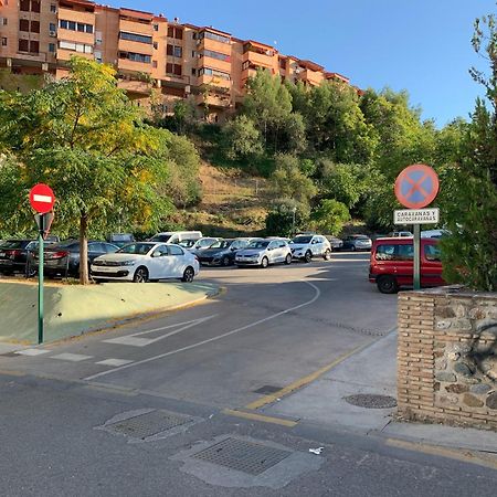 Apartamento En Granada Con Facil Aparcamiento En La Zona Luaran gambar