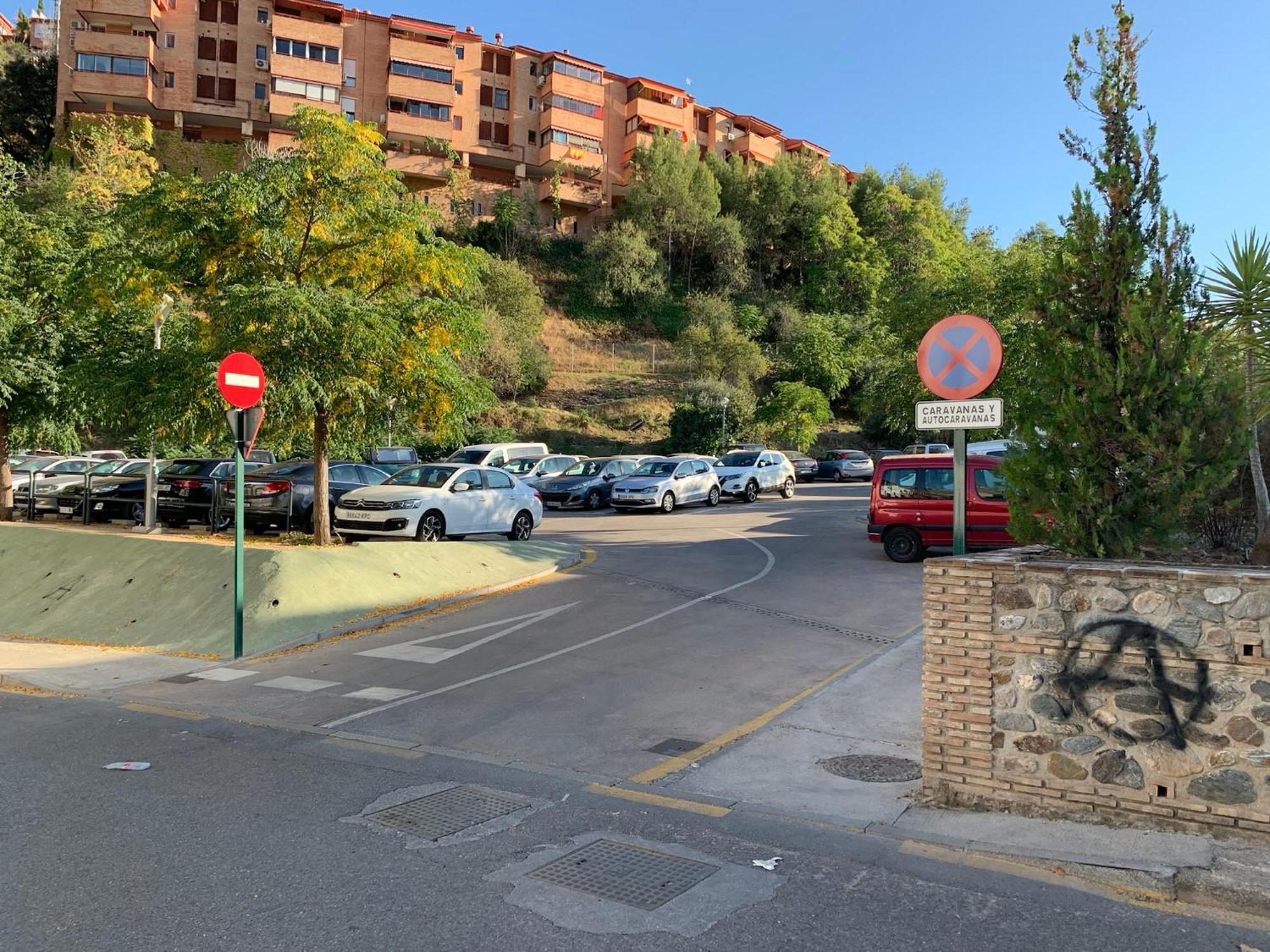 Apartamento En Granada Con Facil Aparcamiento En La Zona Luaran gambar