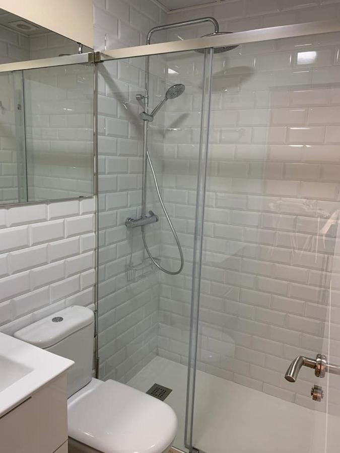 Apartamento En Granada Con Facil Aparcamiento En La Zona Luaran gambar
