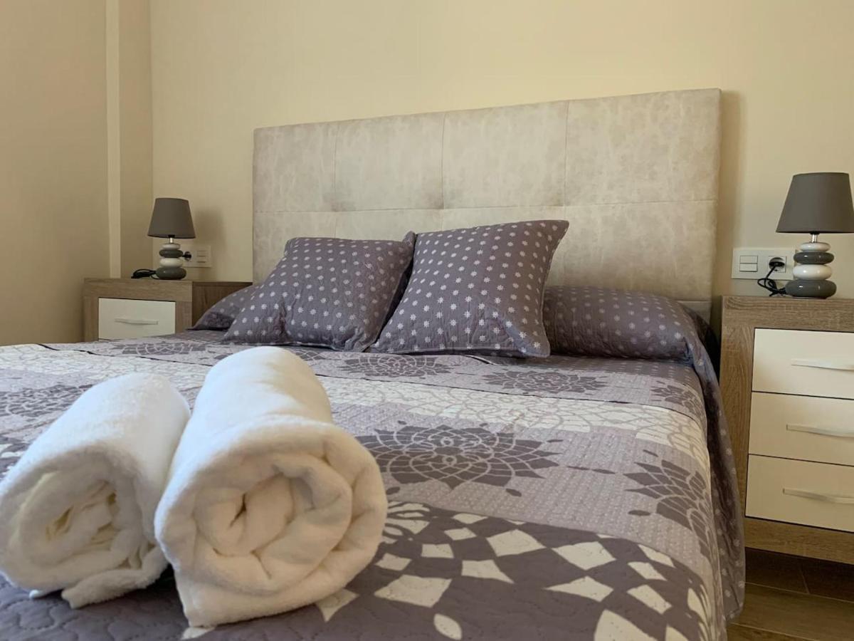 Apartamento En Granada Con Facil Aparcamiento En La Zona Luaran gambar